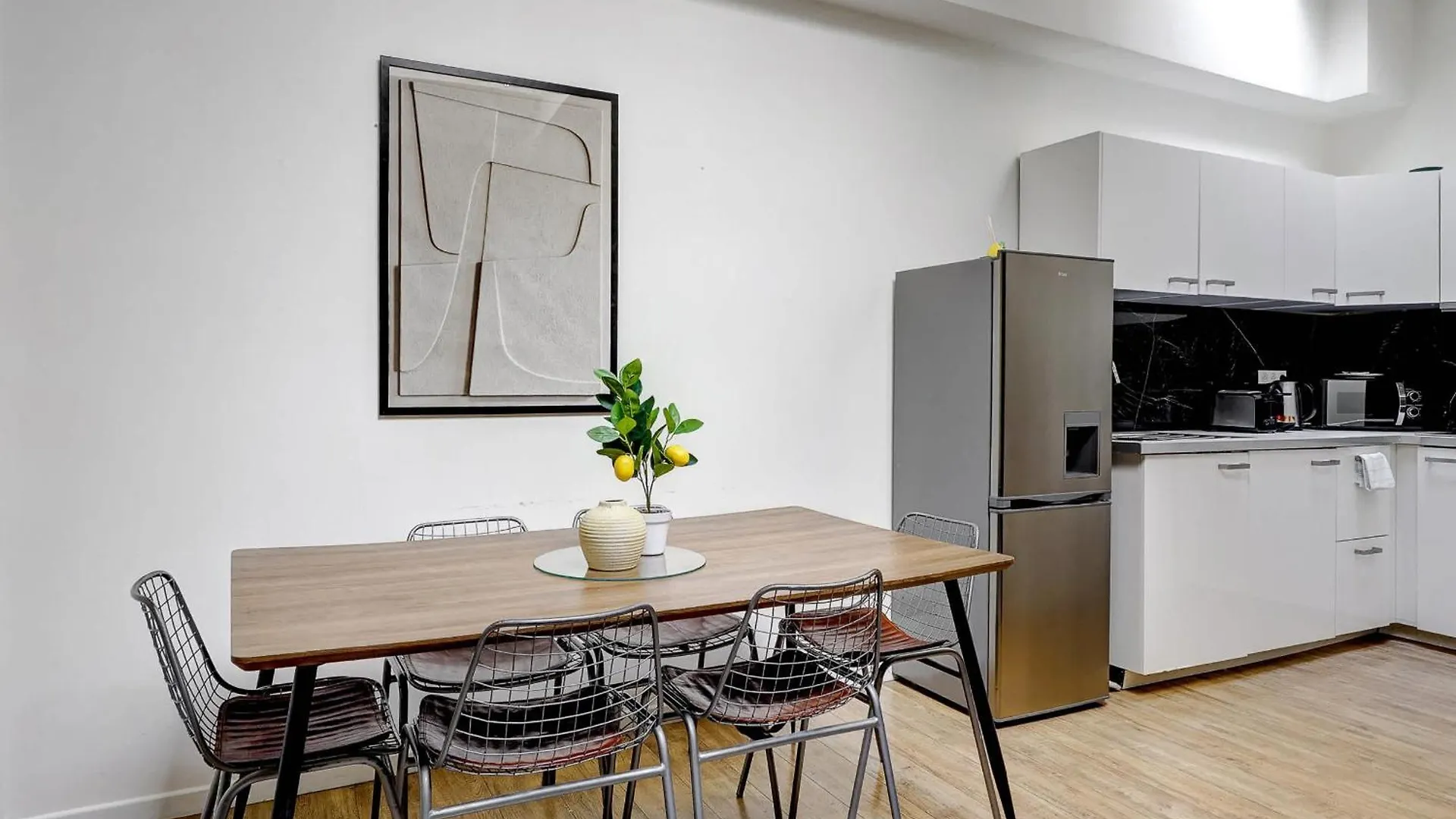 Appartement Elegant Pour 6 Pers Au Coeur De Parijs